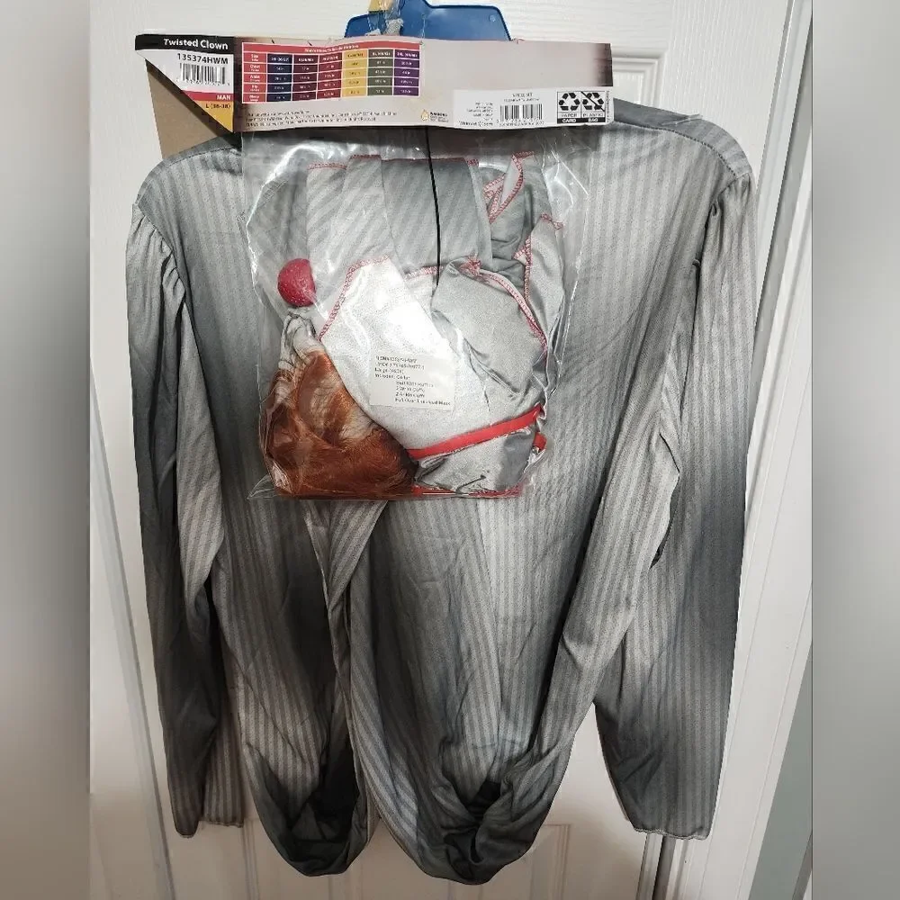 NWT Adult Halloween Costume 